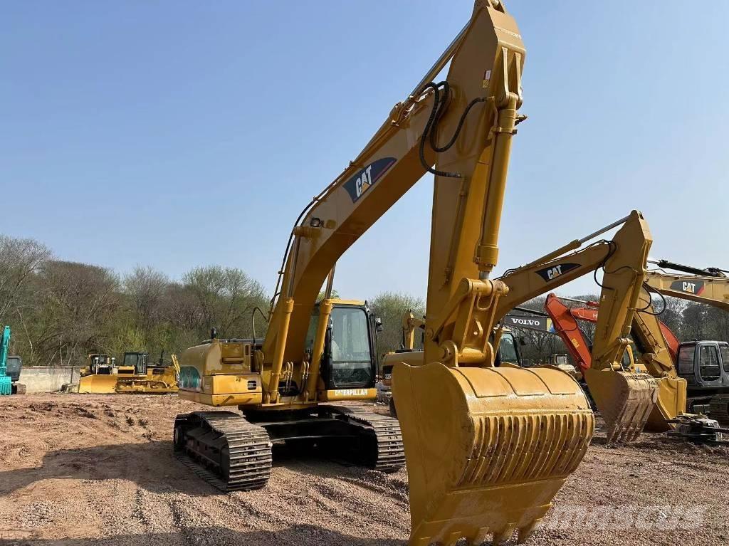 CAT 325 CL Koparki gąsienicowe