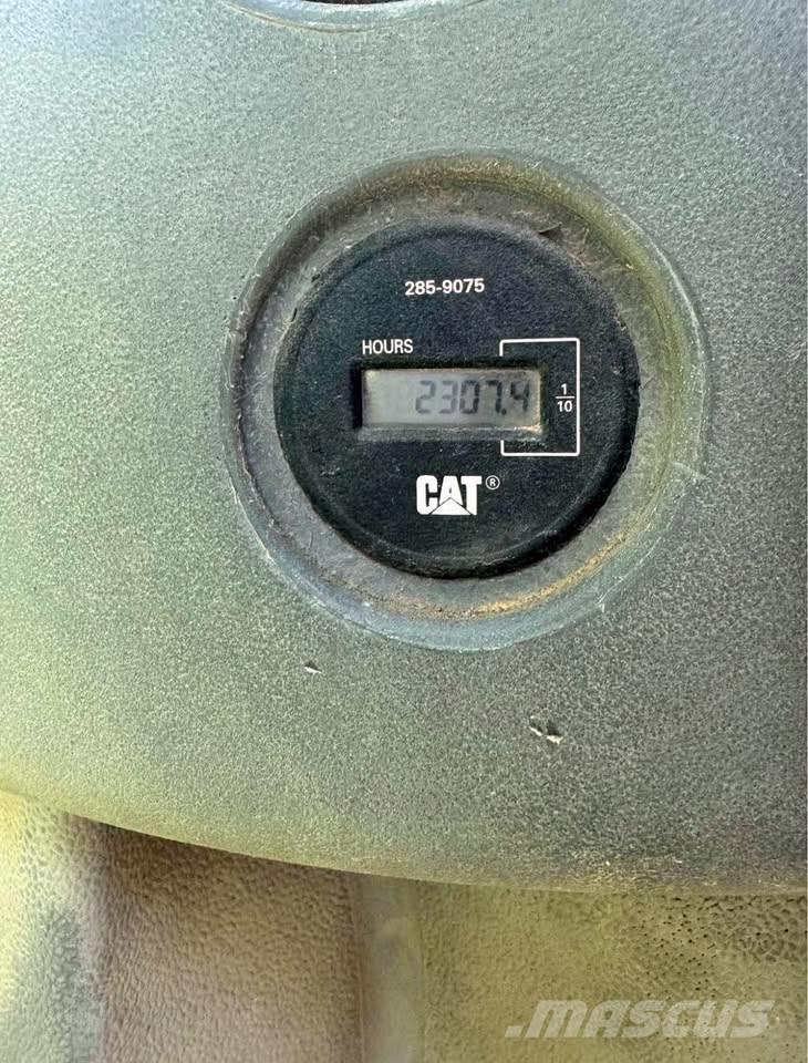 CAT 420 D IT Koparko-ładowarki