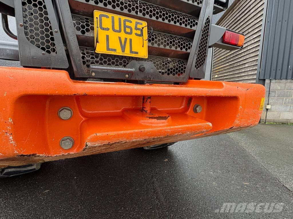 Hitachi ZW 220-5B Ładowarki kołowe