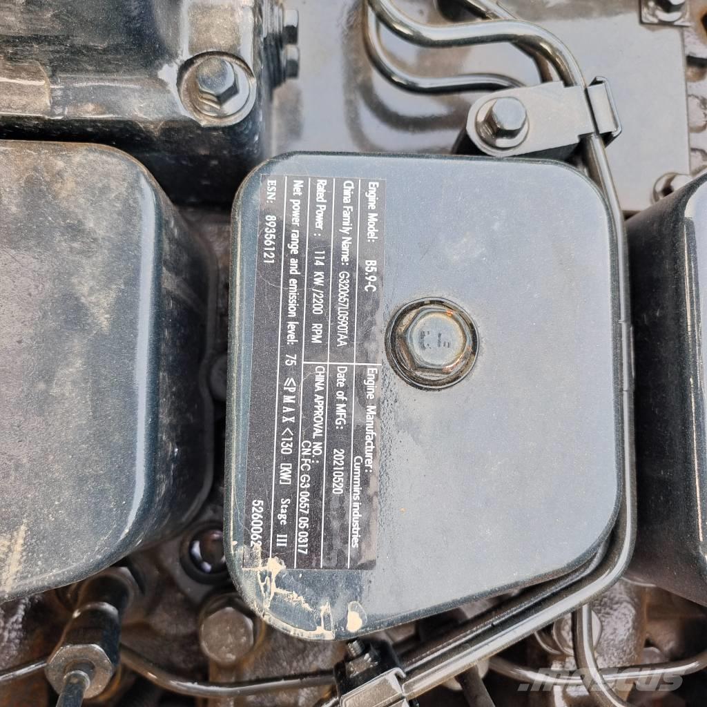 Hyundai 220LC Koparki gąsienicowe