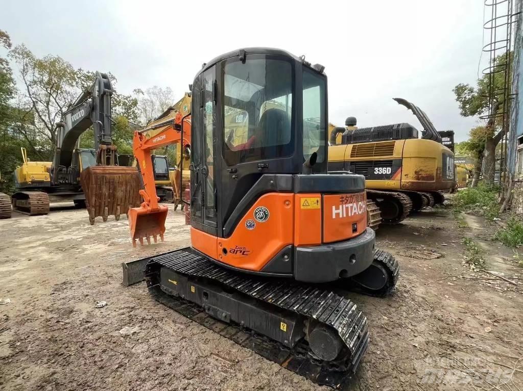 Hitachi ZX50U Minikoparki