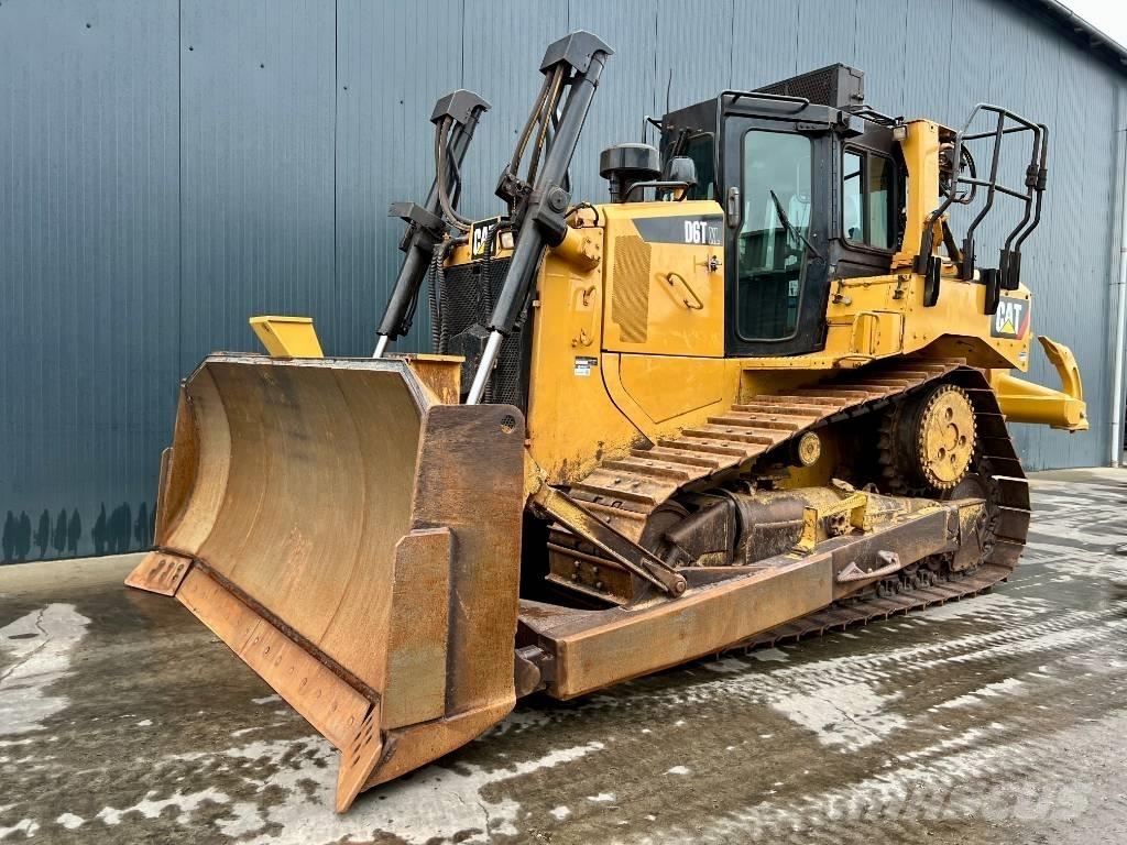 CAT D6T XL Spycharki gąsienicowe
