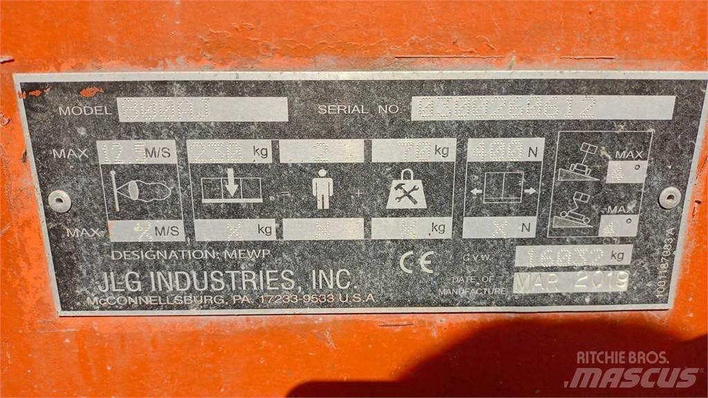 JLG 800AJ Podnośniki przegubowe