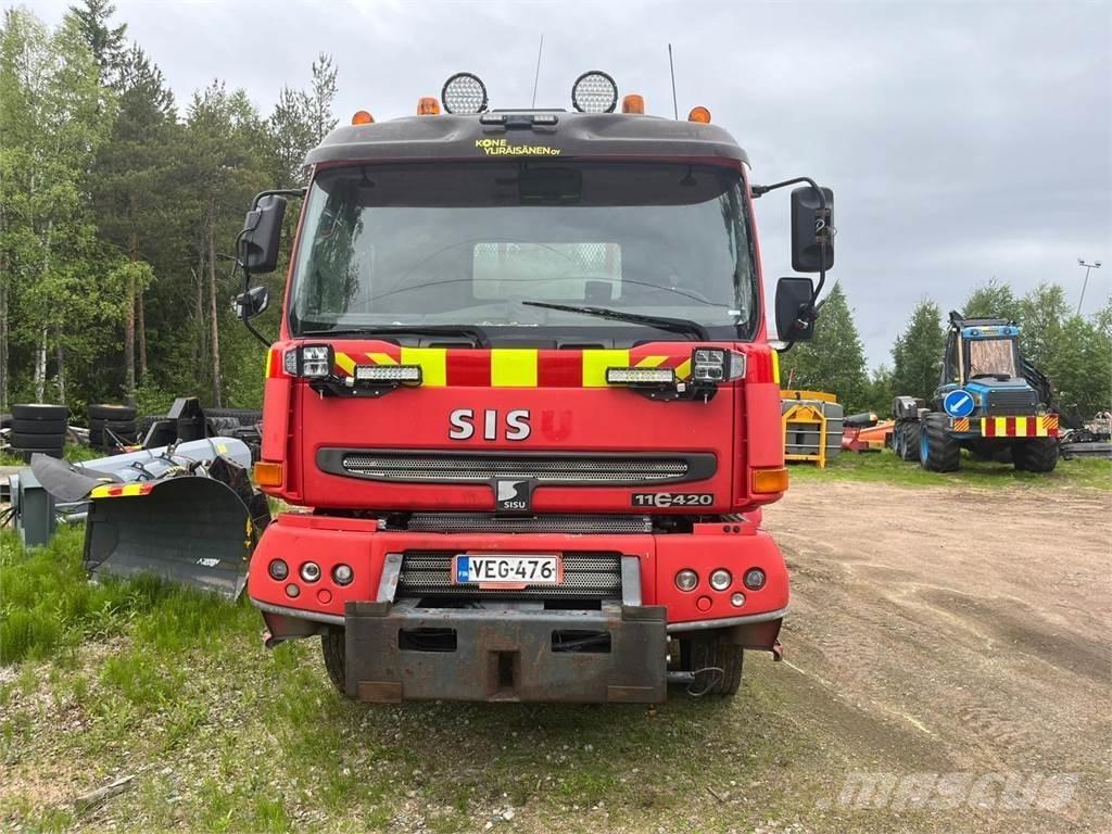 Sisu E11 420 Pojazdy komunalne