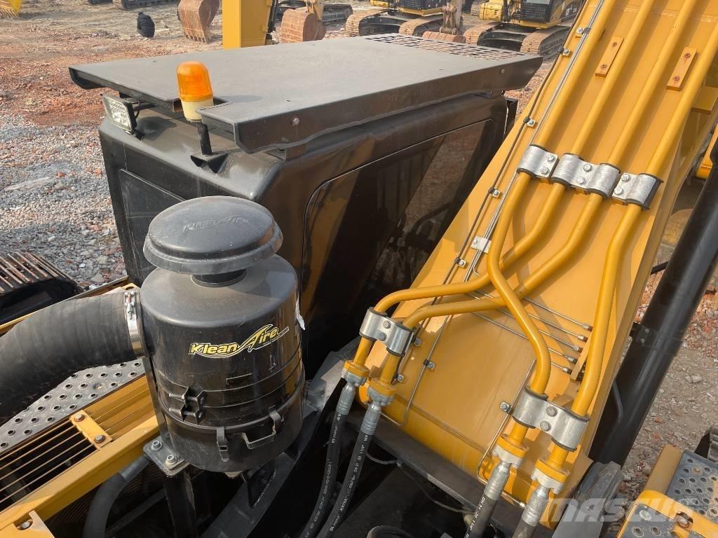 Sany SY 550 H Koparki gąsienicowe