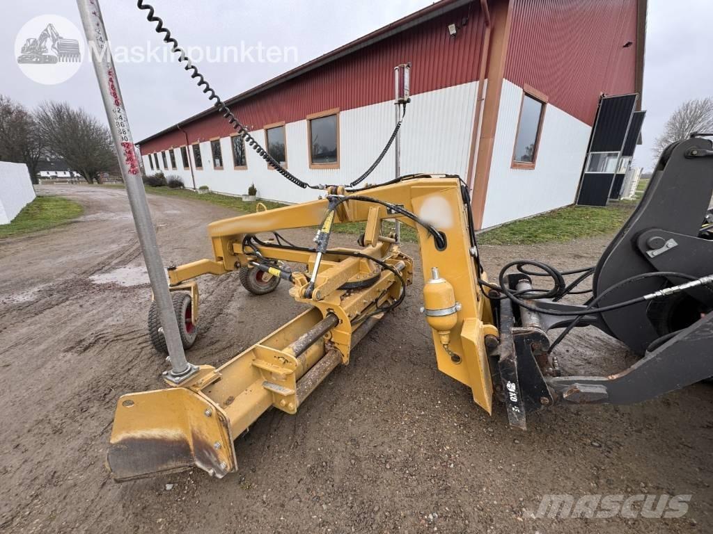 AP Twister lll 2600 Równiarki