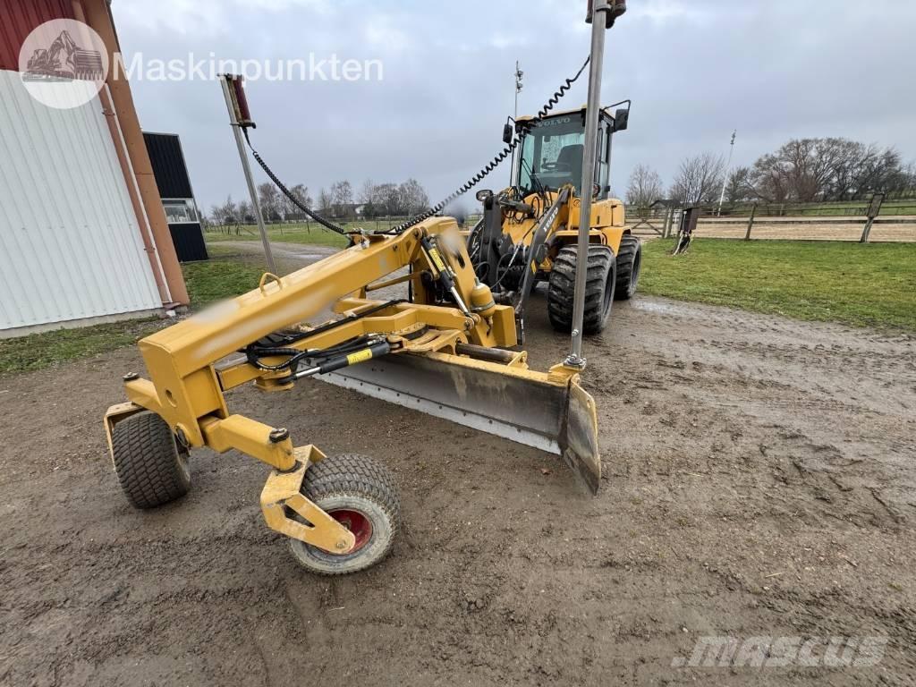 AP Twister lll 2600 Równiarki