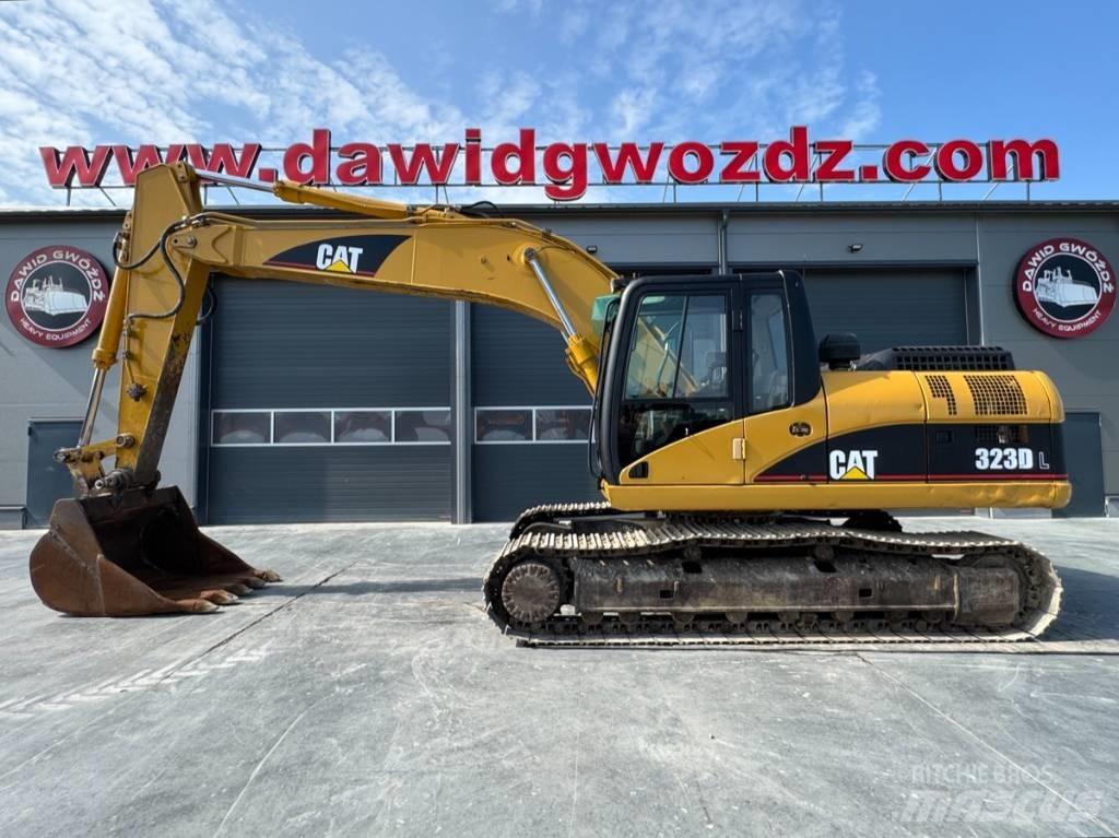 CAT 323 D L Koparki gąsienicowe