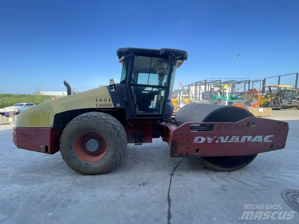 Dynapac CA5000D Walce jednobębnowe