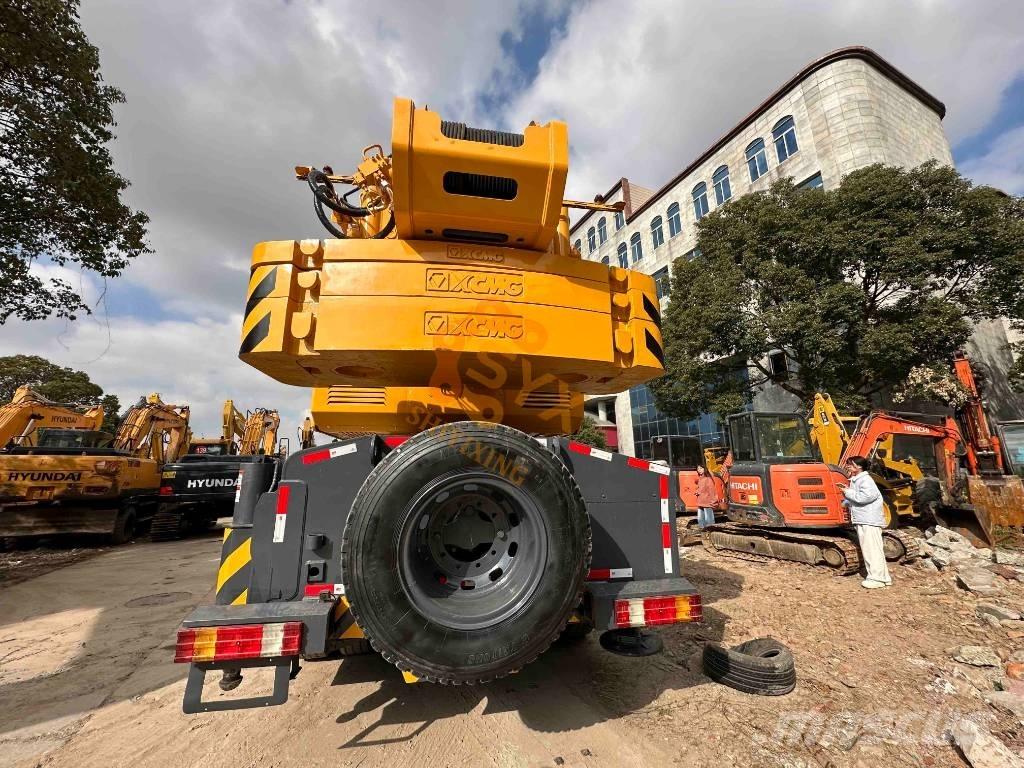 XCMG XCT 80LC5 Żurawie szosowo-terenowe