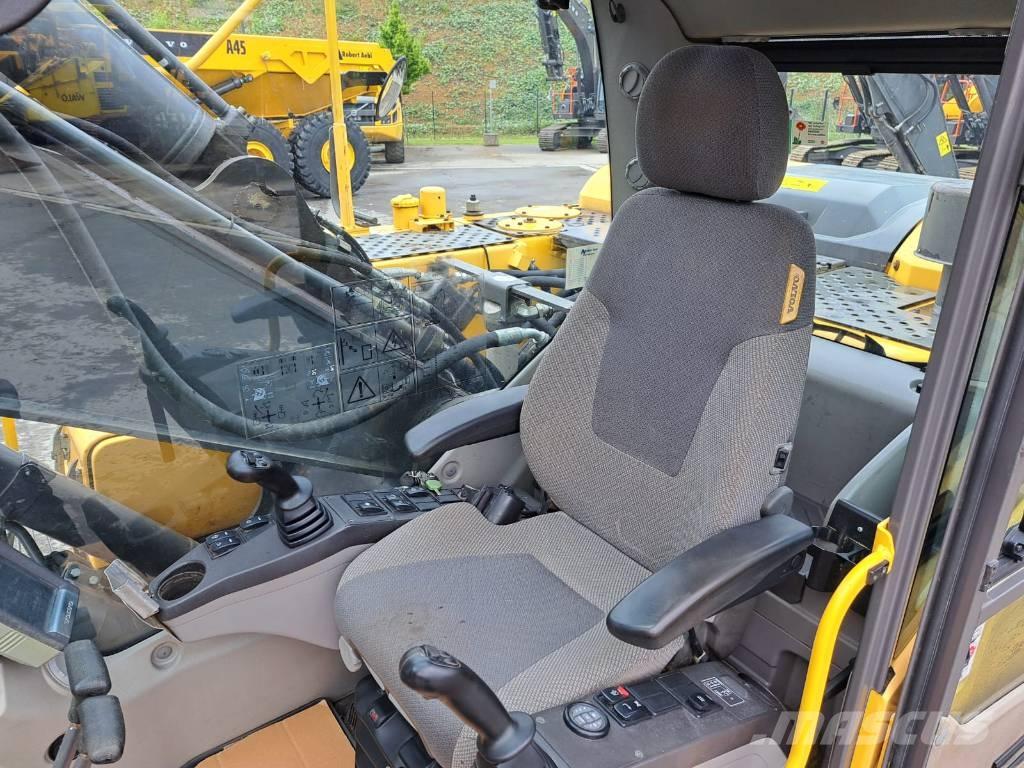 Volvo EC 220 DL Koparki gąsienicowe