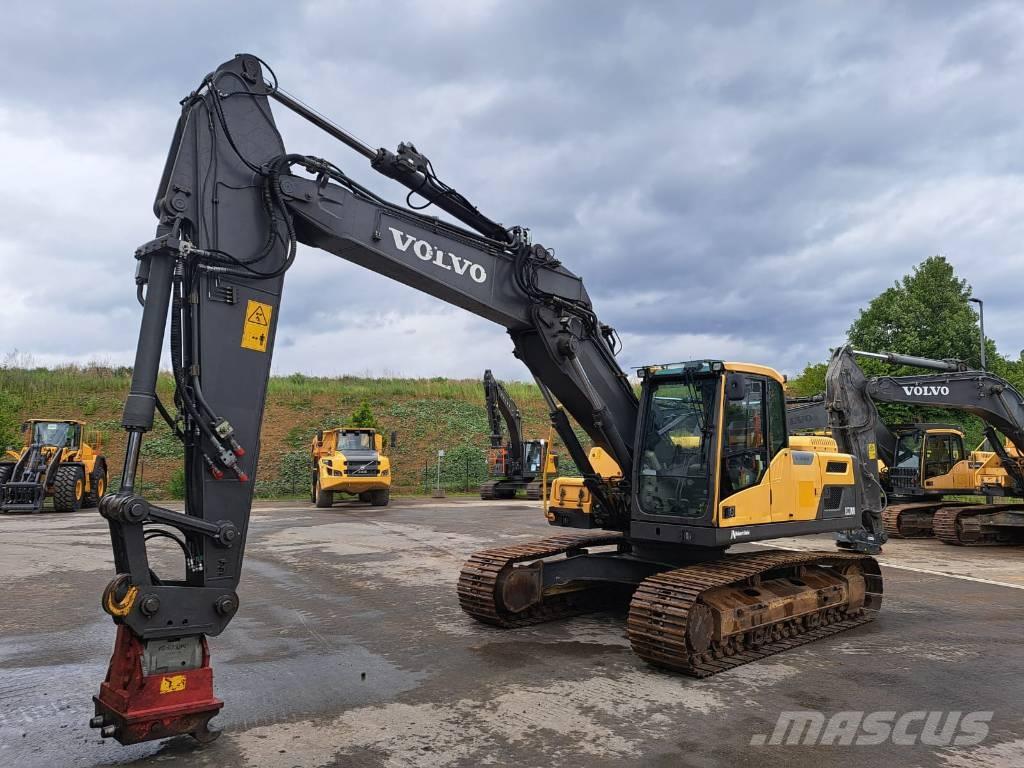 Volvo EC 220 DL Koparki gąsienicowe