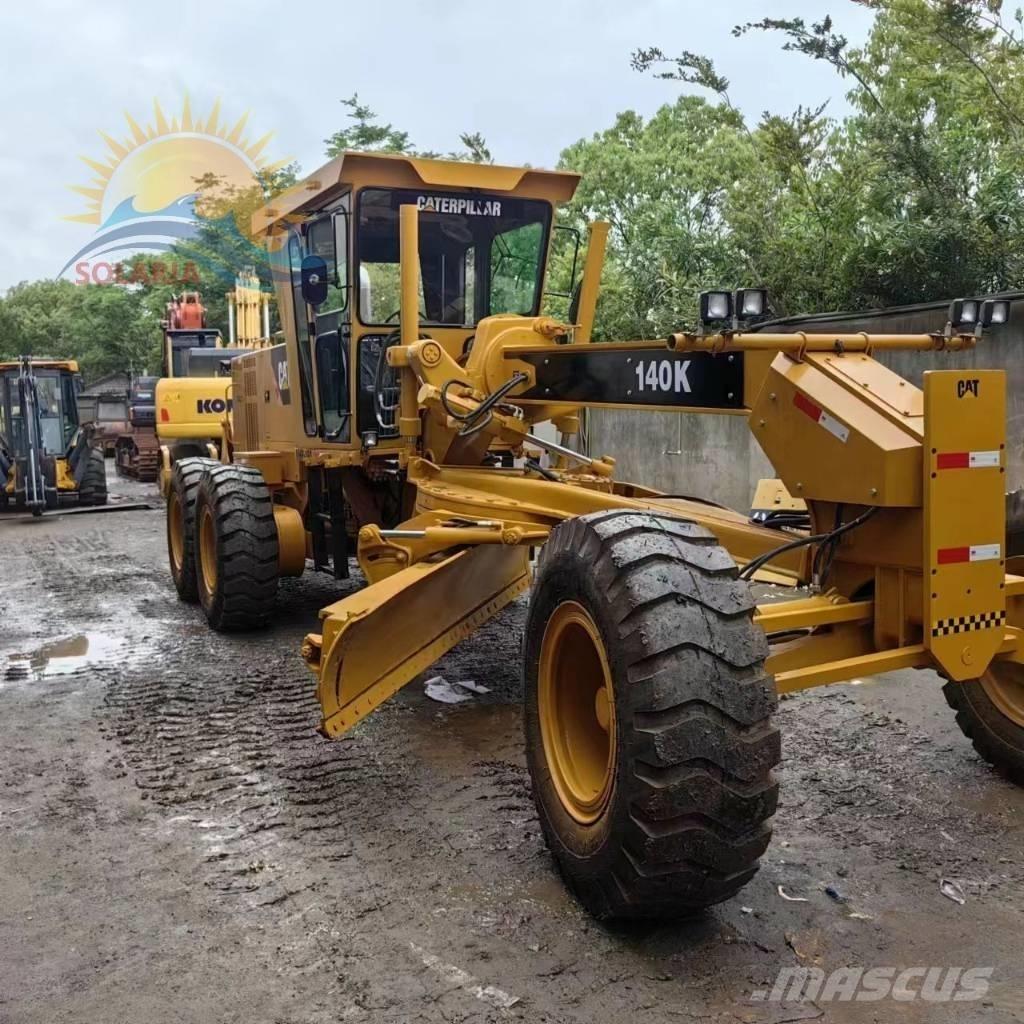 CAT 140 K Równiarki