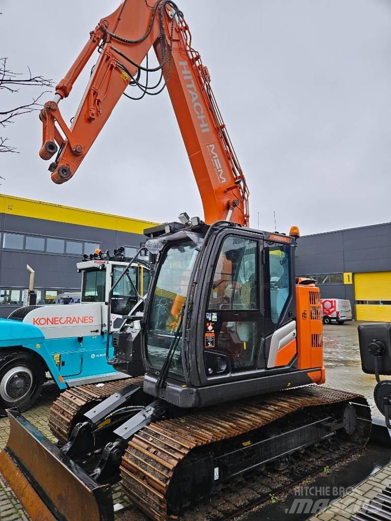 Hitachi ZX 135 US-7 Koparki gąsienicowe