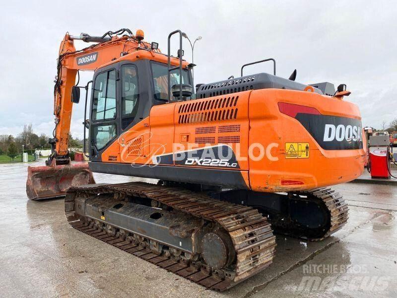 Doosan DX 225 LC Koparki gąsienicowe