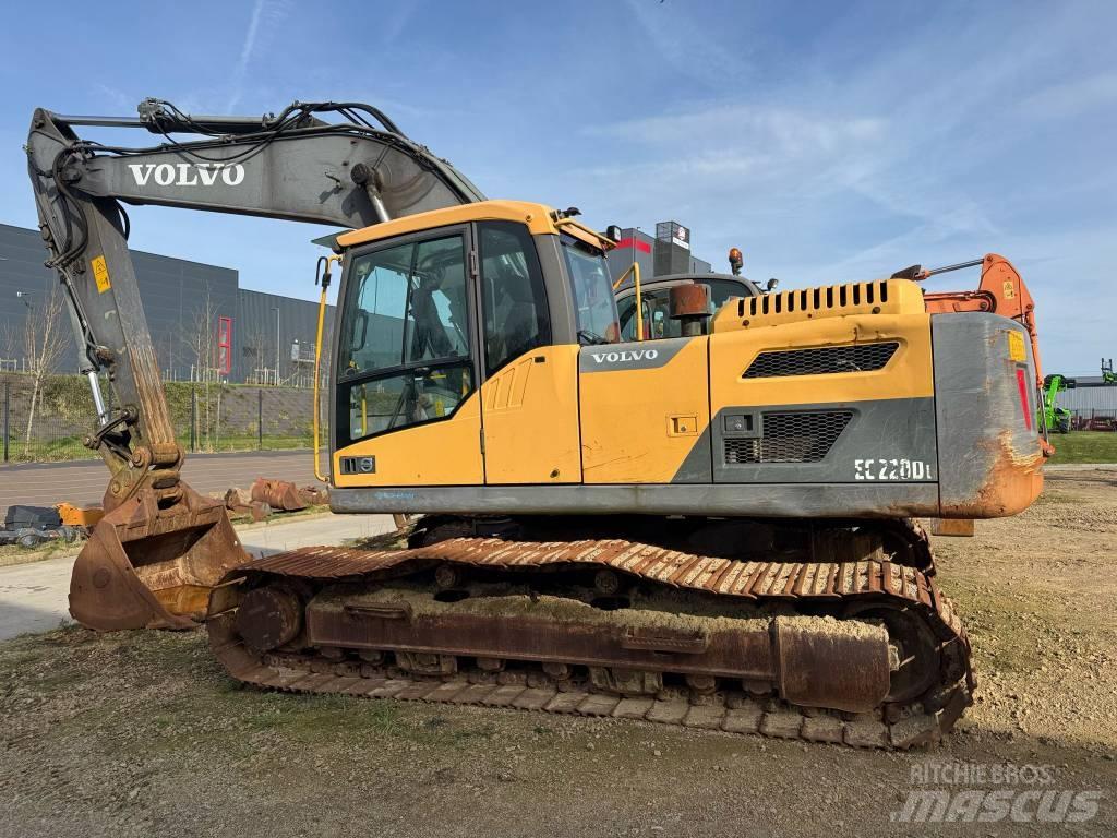 Volvo EC220DL Koparki gąsienicowe