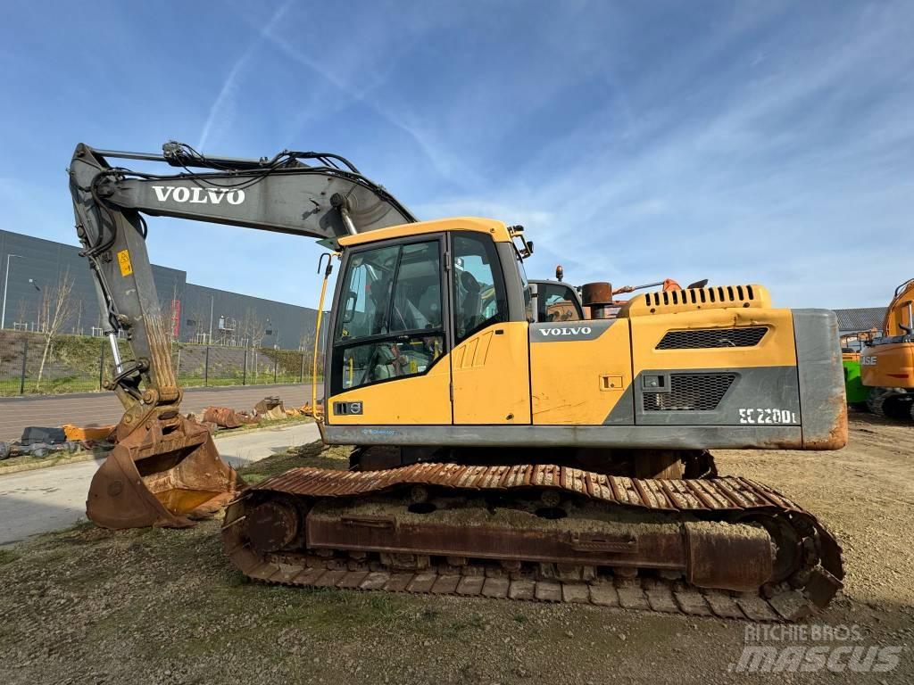 Volvo EC220DL Koparki gąsienicowe