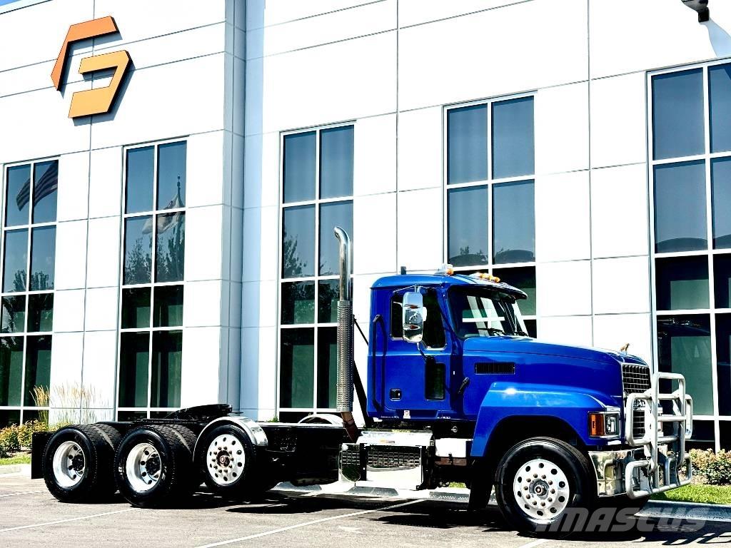 Mack Pinnacle Ciągniki siodłowe