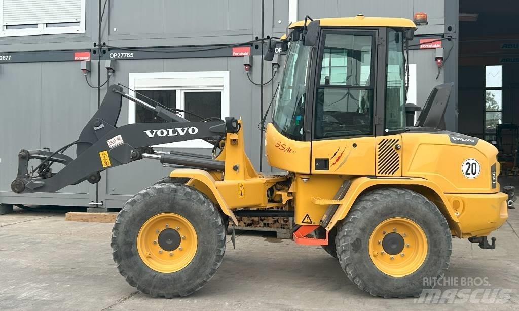 Volvo L 35 G Ładowarki burtowe