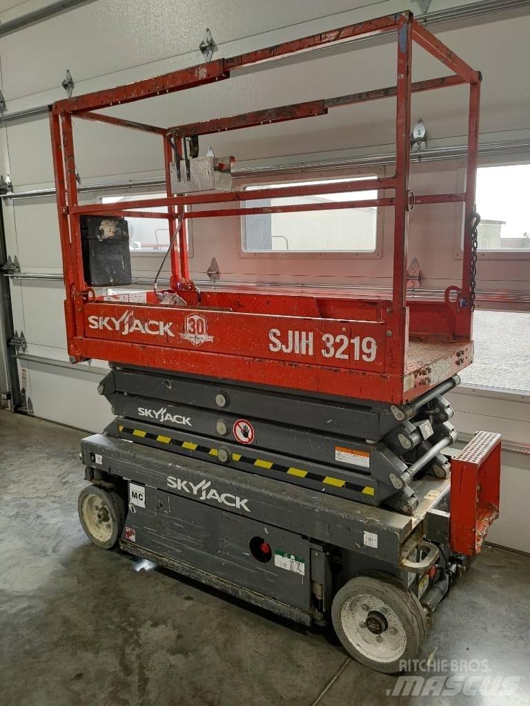 SkyJack SJ III 3219 Podnośniki nożycowe