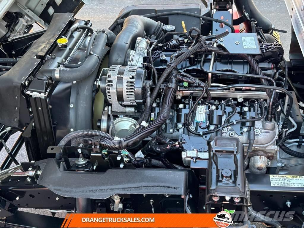 Isuzu NPR HD Samochody ciężarowe ze skrzynią zamkniętą