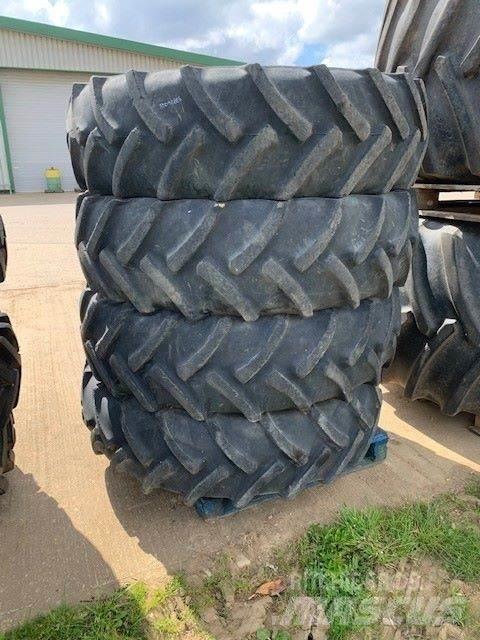  380/85R34 Opony, koła i felgi