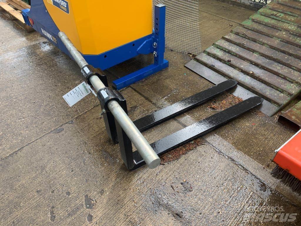  ATTACHMENTS Maszyny budowlane - Inne