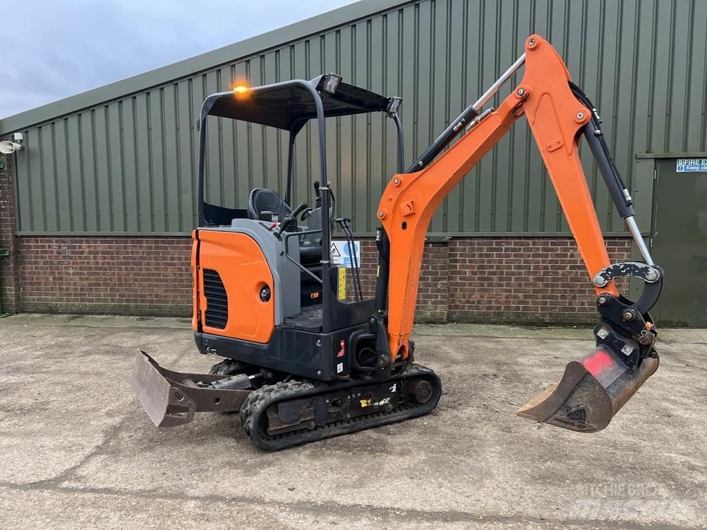 Bobcat E17 Minikoparki