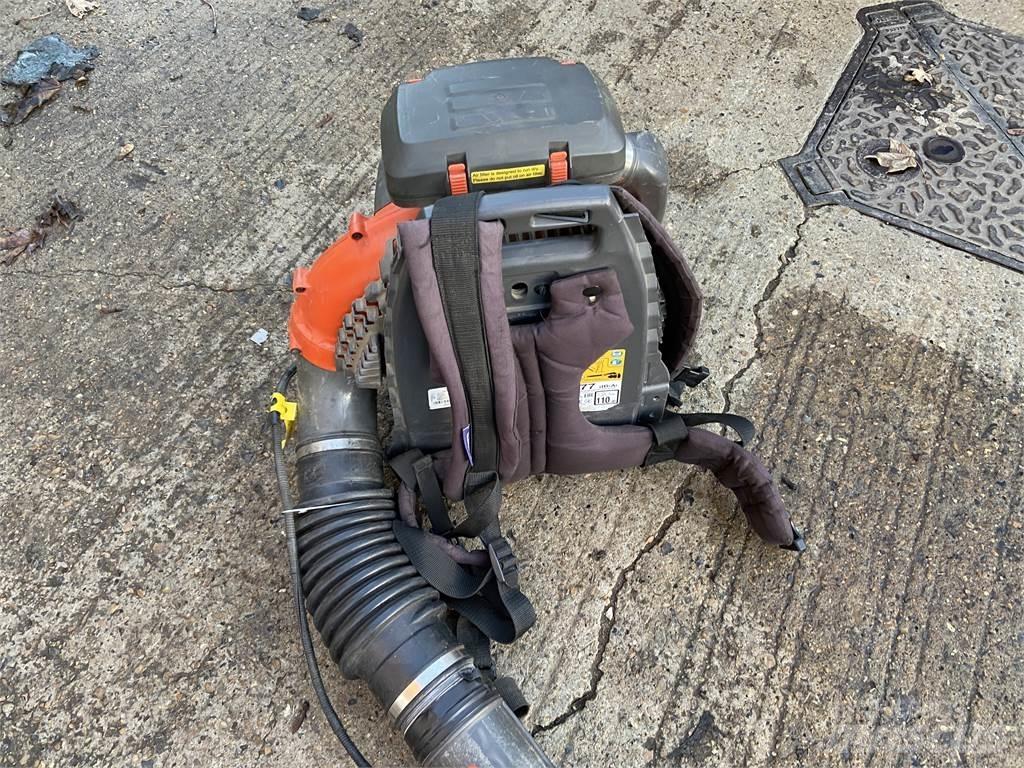 Husqvarna 570BTS Maszyny rolnicze - Inne