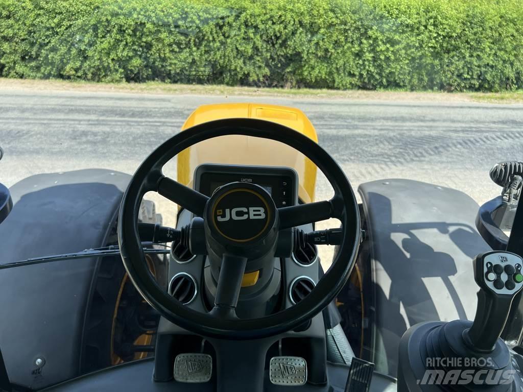 JCB 4220 FASTRAC Ciągniki rolnicze