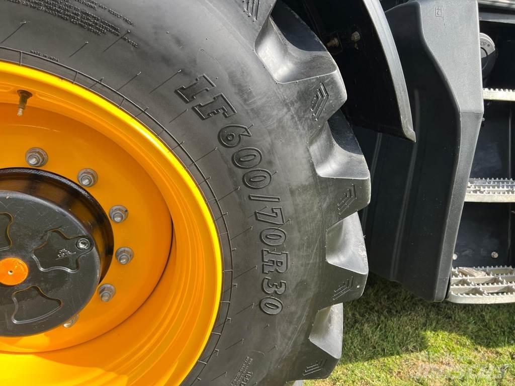 JCB 4220 FASTRAC Ciągniki rolnicze