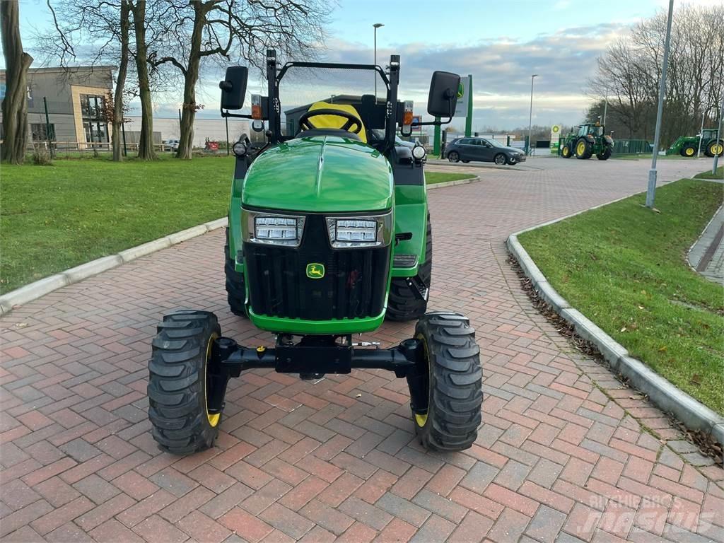 John Deere 2038R Mikrociągniki