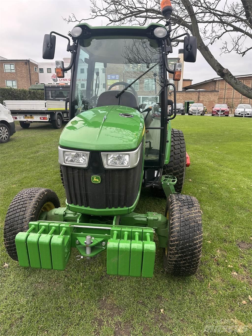 John Deere 4066R Mikrociągniki