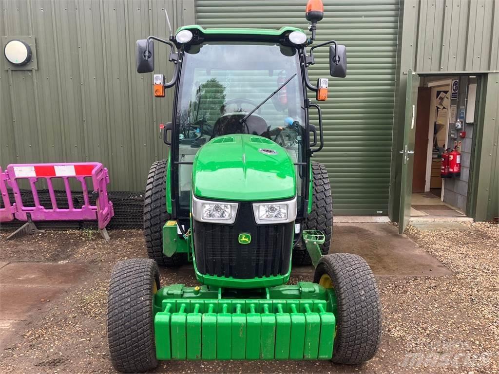 John Deere 4066R Mikrociągniki