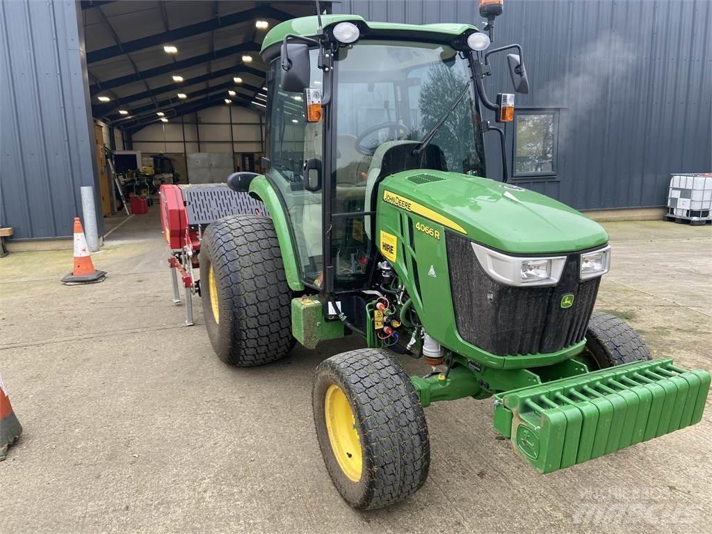 John Deere 4066R Mikrociągniki