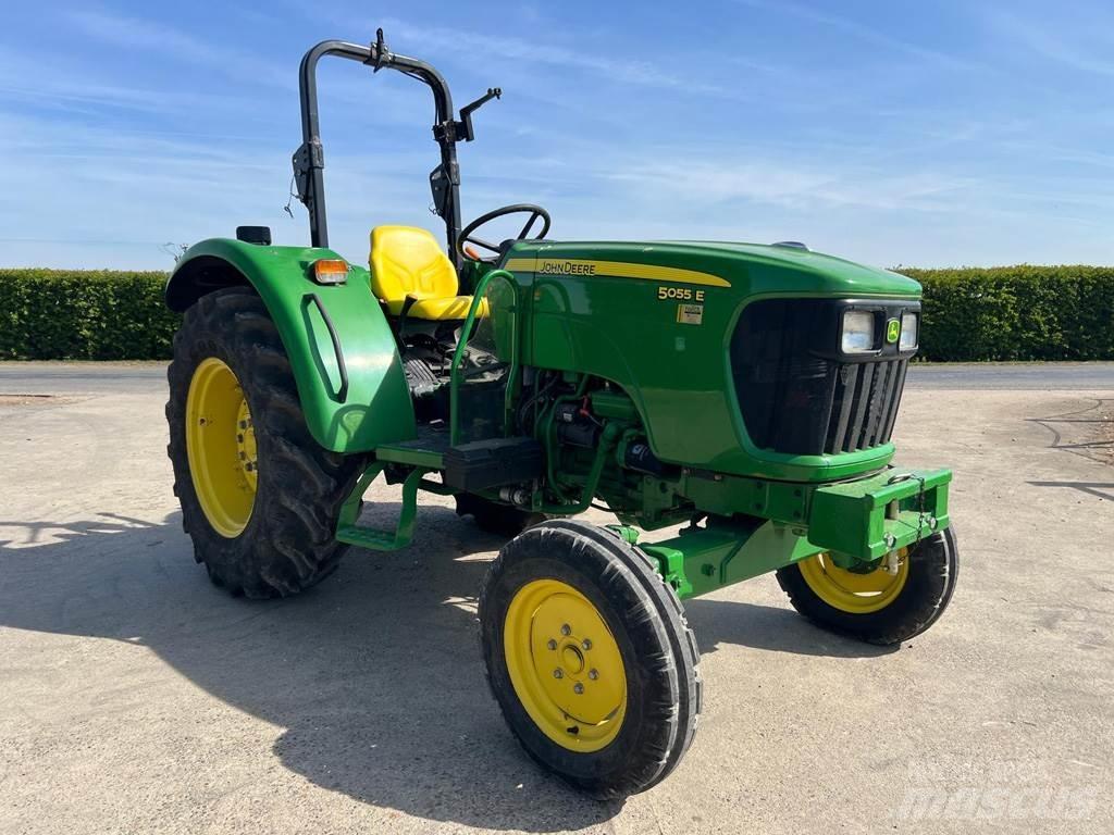 John Deere 5055E Ciągniki rolnicze