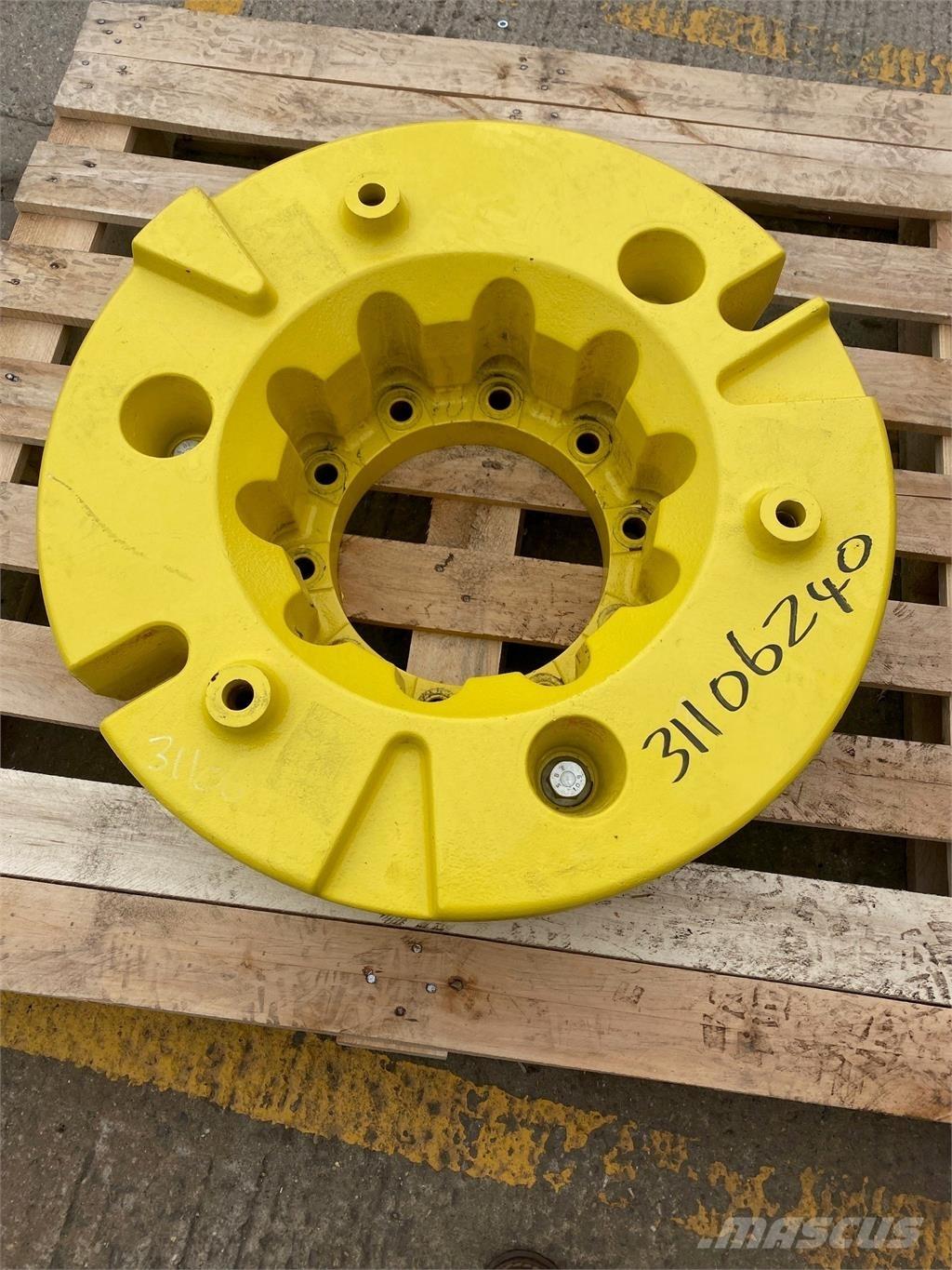 John Deere 600KG Opony, koła i felgi