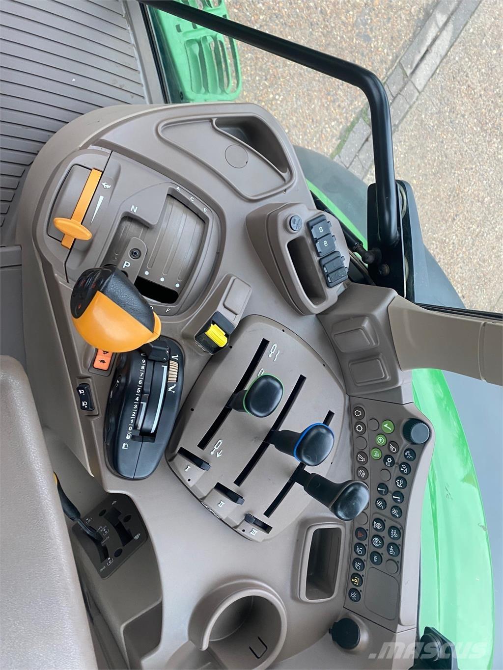 John Deere 6130M Ciągniki rolnicze