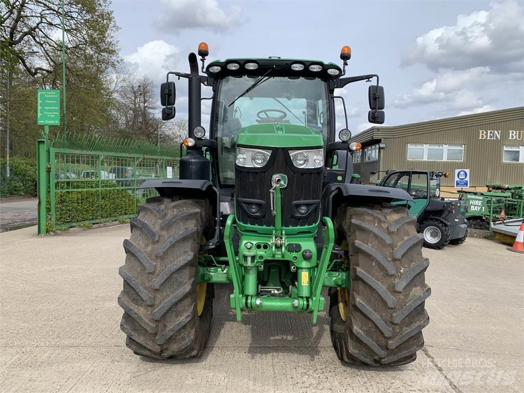 John Deere 6215R Ciągniki rolnicze