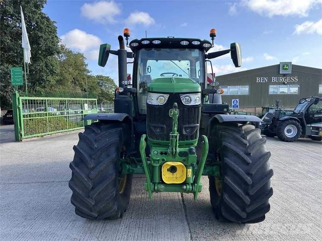 John Deere 6R215 Ciągniki rolnicze