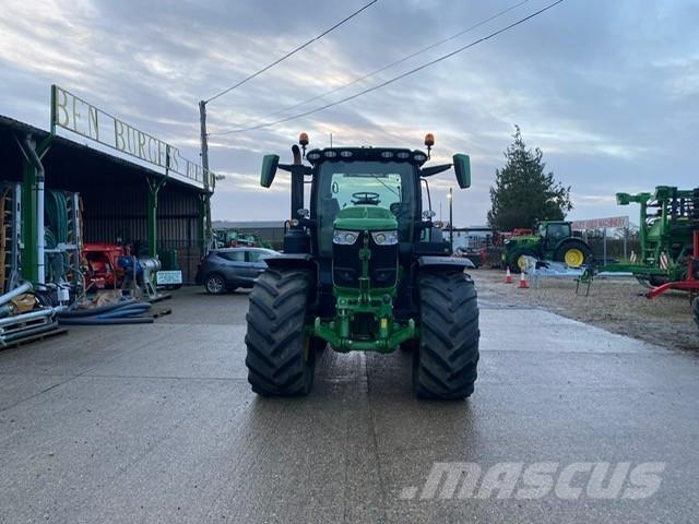 John Deere 6R215 Ciągniki rolnicze