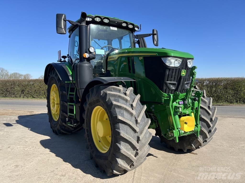 John Deere 6R250 Ciągniki rolnicze