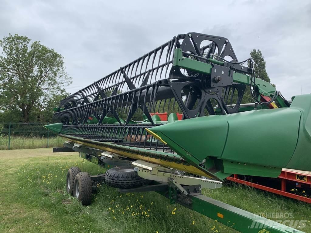 John Deere 725D Kombajny zbożowe