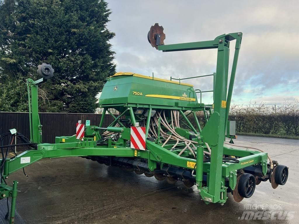 John Deere 750A Siewniki