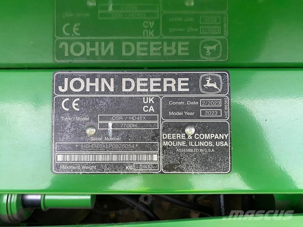 John Deere HDX45 Kombajny zbożowe
