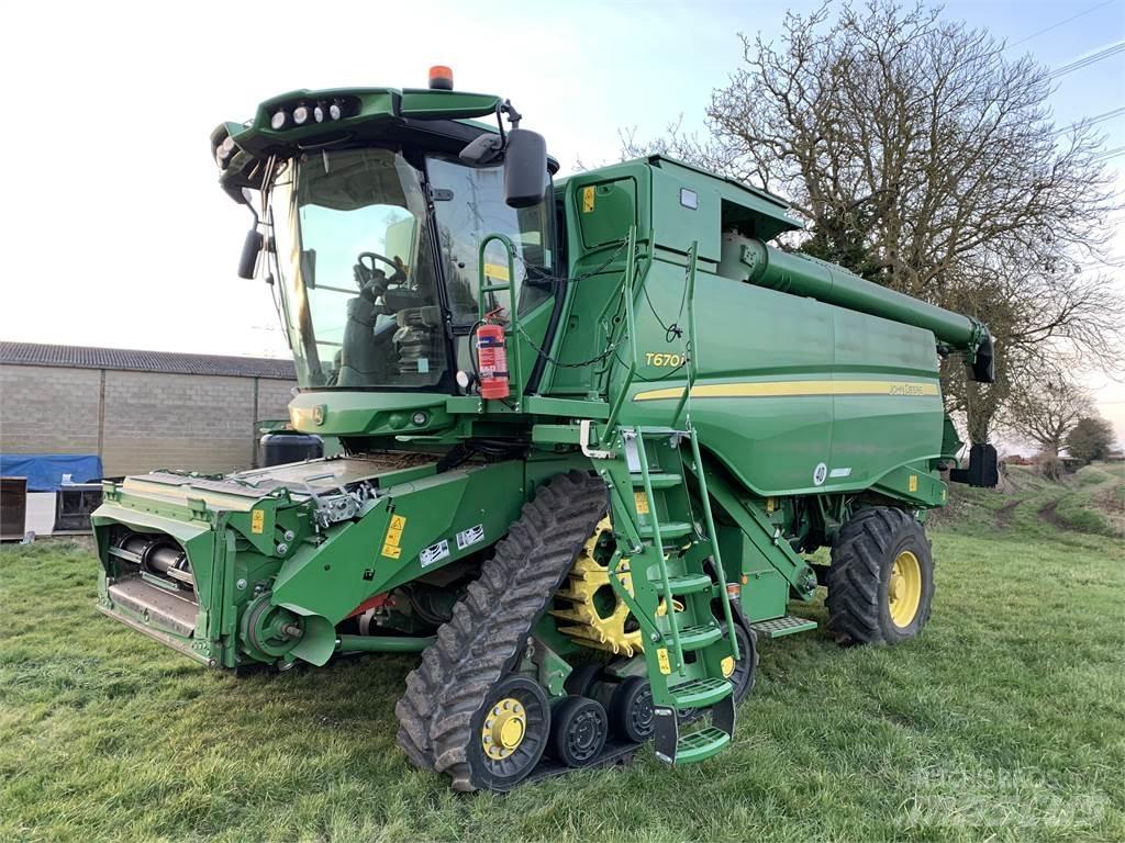 John Deere T670 Kombajny zbożowe