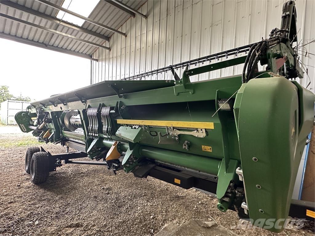 John Deere T670 Kombajny zbożowe