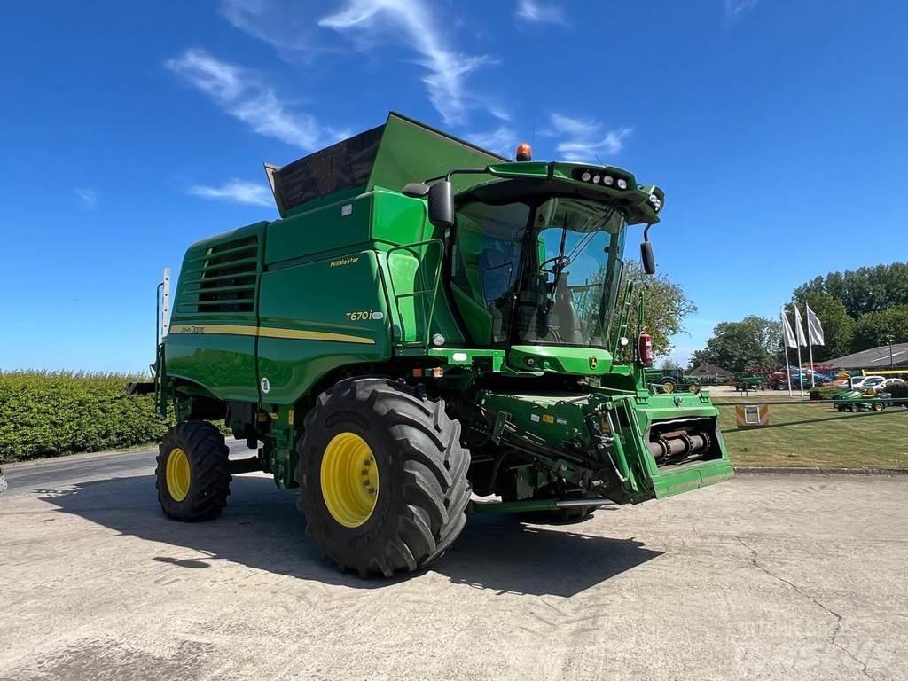 John Deere T670HM Kombajny zbożowe