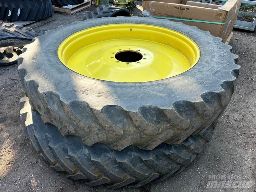 John Deere TYRES Maszyny rolnicze - Inne
