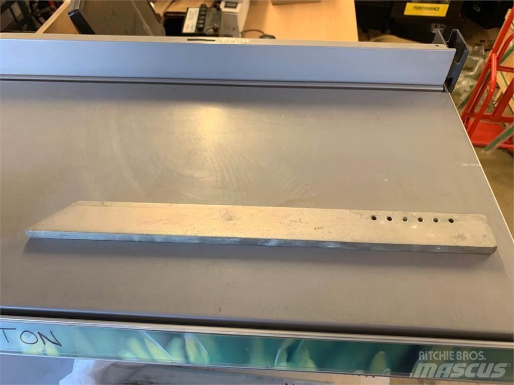 Kuhn 1556261 Maszyny rolnicze - Inne